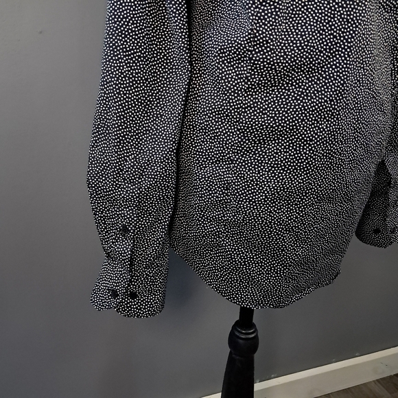 H&M Mens Slim Fit Stretch Button Up Shirt Black White Polka Bot Size Medium - Picture 4 of 9